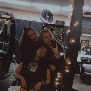 Meet your Posher, Emma